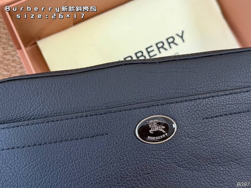 Burberry Black grained leather 26×17cm crossbody — Premium Replica