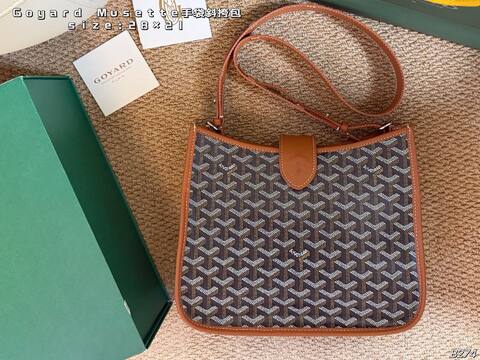 Goyard Musette Canvas with Brown Leather Trim 28x21cm crossbody AAA Quality Replica