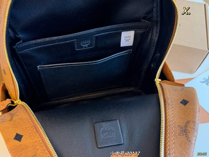 MCM Stark Cognac Visetos 30*37cm backpack — 1:1 Replica