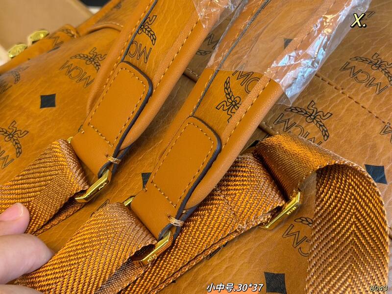 MCM Stark Cognac Visetos 30*37cm backpack — 1:1 Replica