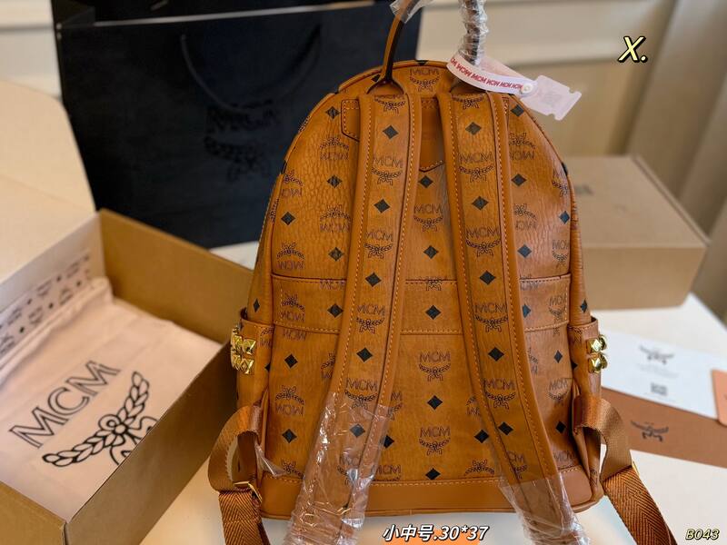 MCM Stark Cognac Visetos 30*37cm backpack — 1:1 Replica