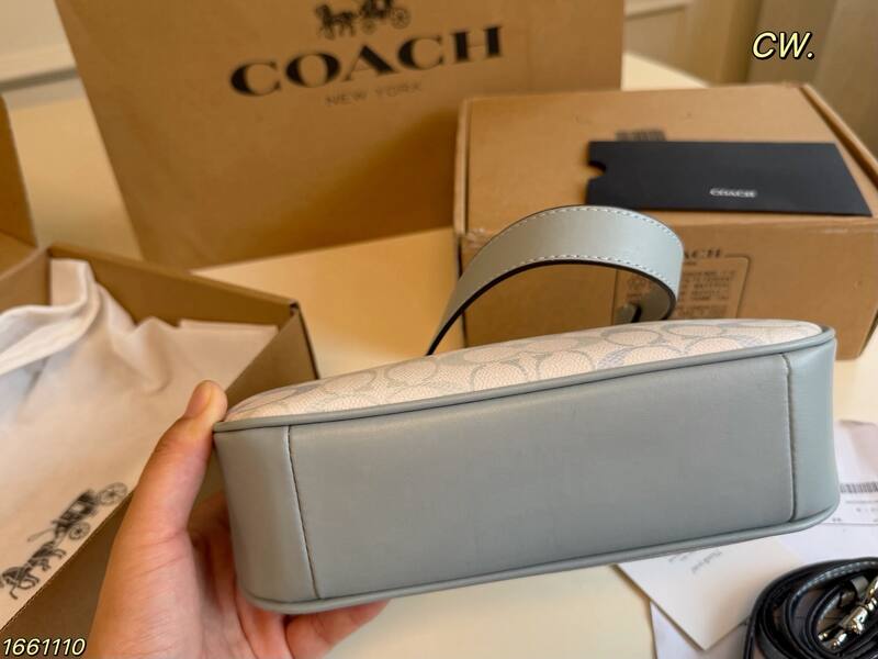 Coach Blue shoulder bag — AAA Quality Replica