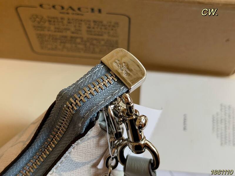 Coach Blue shoulder bag — AAA Quality Replica