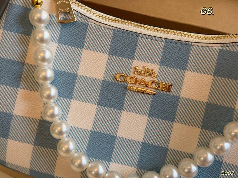 Coach White shoulder bag — Premium Replica