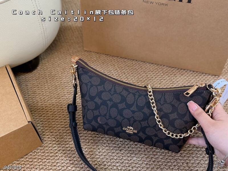Coach Caitlin White Monogram shoulder — 1:1 Replica