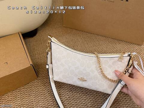 Coach Caitlin White Monogram 20x12cm shoulder 1 1 Replica