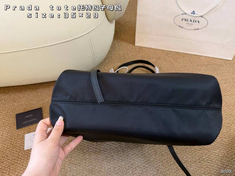 Prada Nylon black tote — AAA Quality Replica
