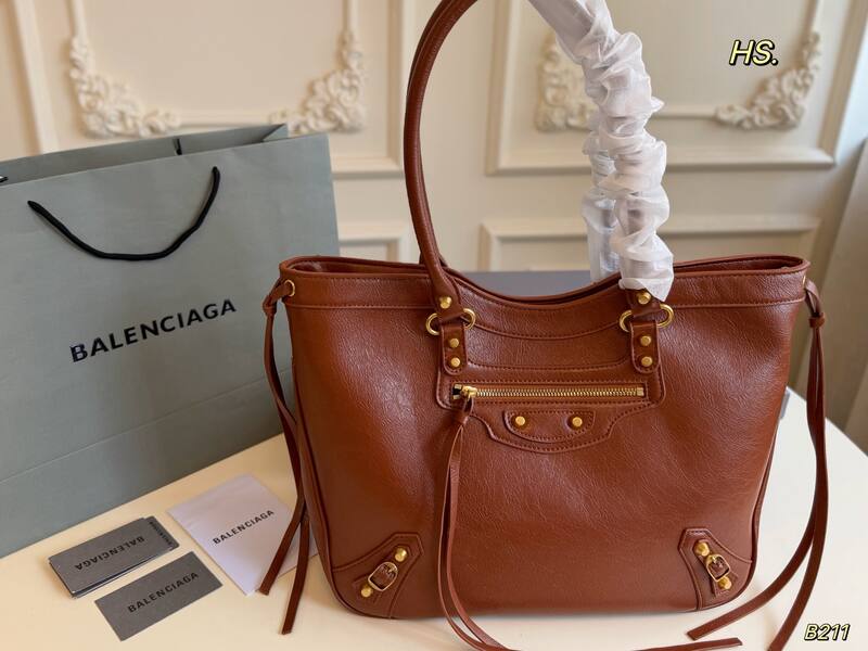 Balenciaga Brown shoulder bag — 1:1 Replica