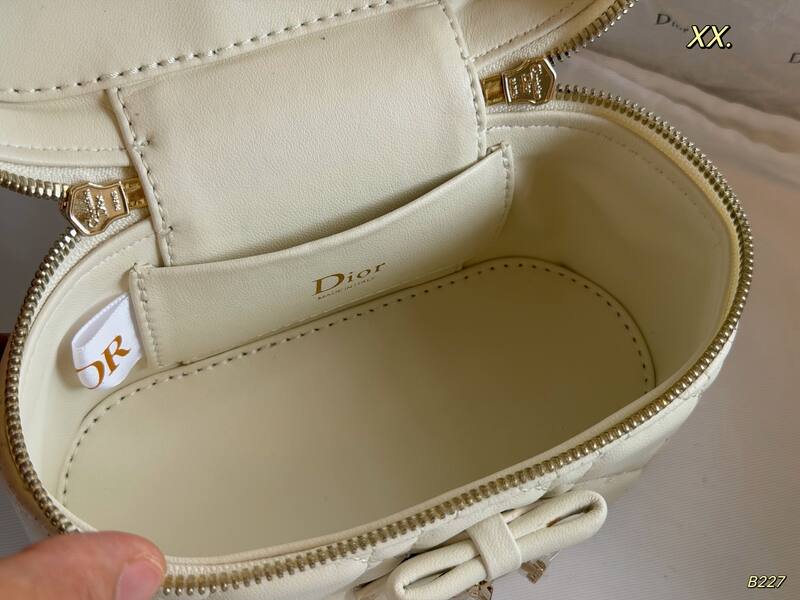 Dior Vanity White crossbody — 1:1 Replica