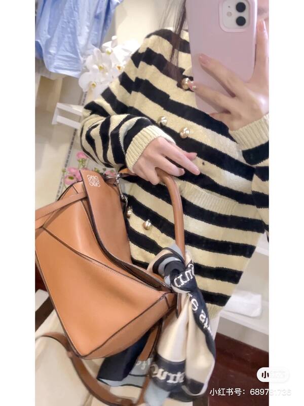 Loewe Brown 25x18x10cm shoulder bag — Top Quality Replica
