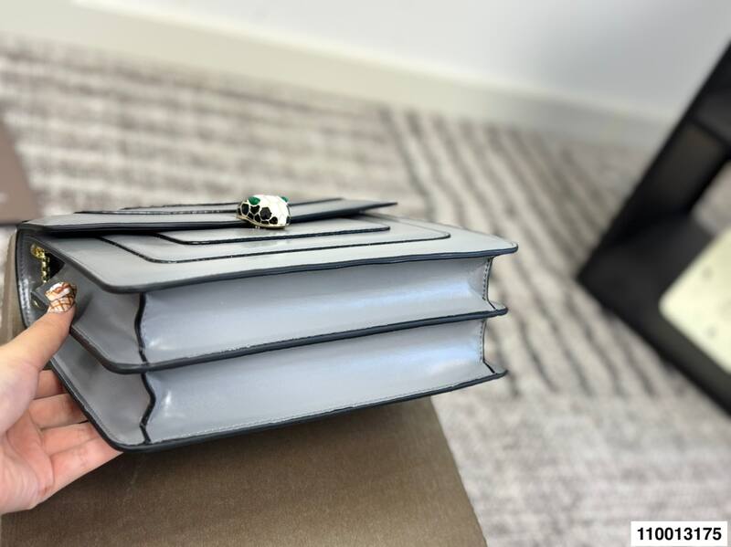 Bulgari shoulder bag — Premium Replica