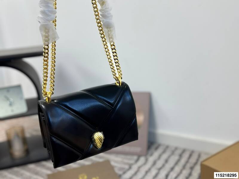 Bulgari shoulder bag — Premium Replica