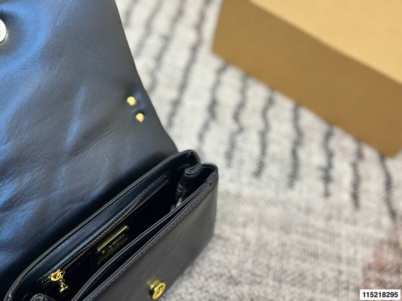 Bulgari shoulder bag — Premium Replica