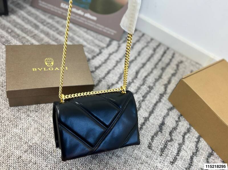 Bulgari shoulder bag — Premium Replica