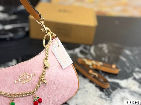 Coach Pink 40x30x16cm shoulder bag Premium Replica