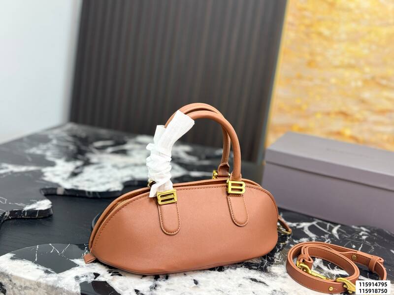 Balenciaga Brown 40x30x16cm shoulder bag — Top Quality Replica