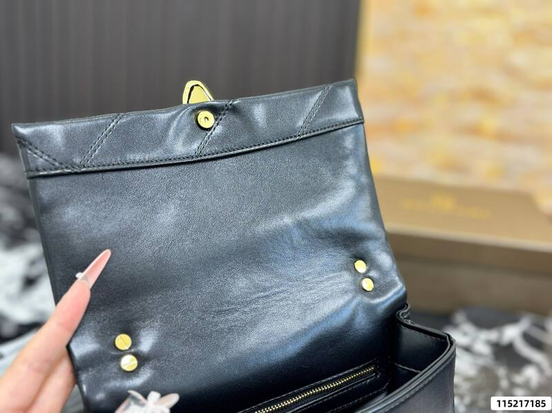Bulgari shoulder bag — Top Quality Replica