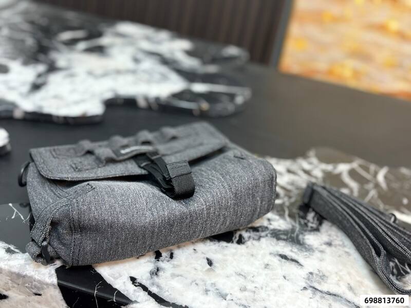 Balenciaga Grey 25x18x10cm shoulder bag — Top Quality Replica