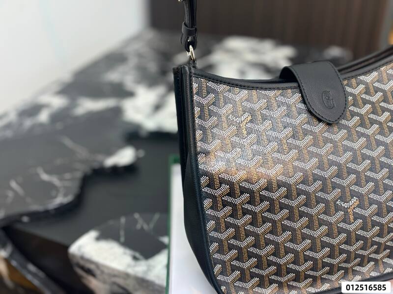 Goyard Black shoulder bag — Top Quality Replica