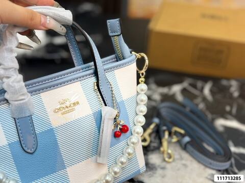 Coach White 18x12cm shoulder bag AAA Quality Replica