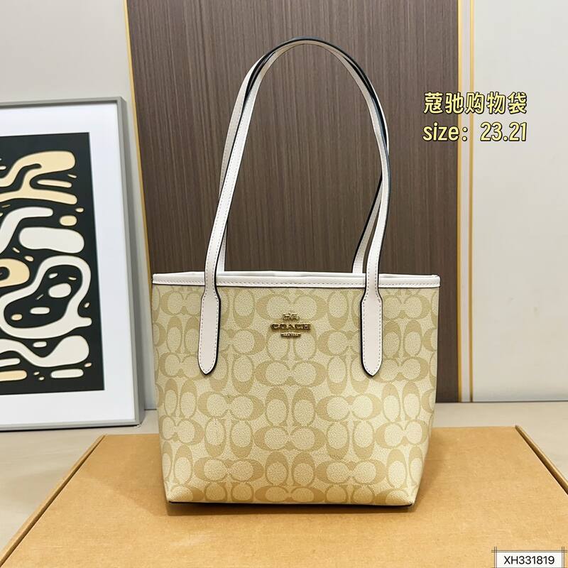 Coach Monogram tote — Premium Replica
