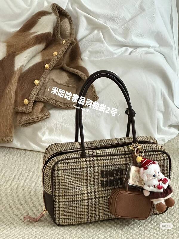 Miu Miu Brown shoulder bag — Top Quality Replica