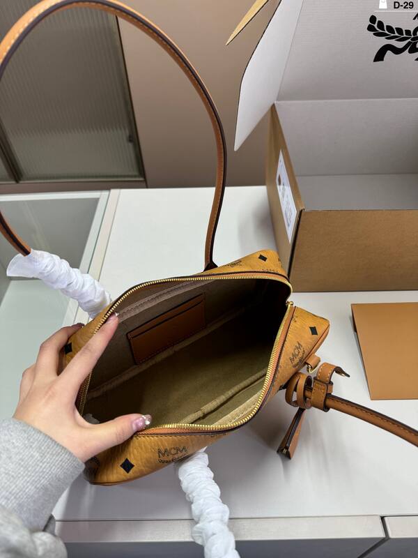 MCM Visetos 25x18x10cm shoulder bag — Premium Replica