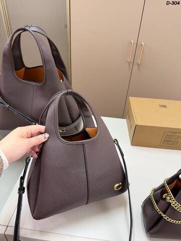 Coach Brown 30x22x12cm shoulder bag Premium Replica