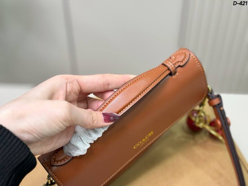 Coach Brown 25x18x10cm shoulder bag — Top Quality Replica
