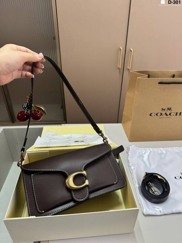 Coach shoulder bag — AAA Quality Replica