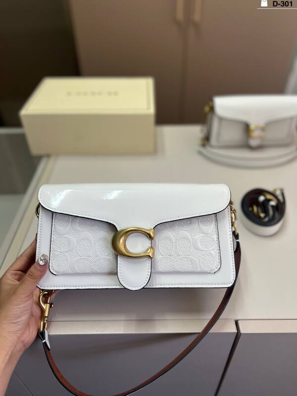 Coach White 25x18x10cm shoulder bag — Premium Replica