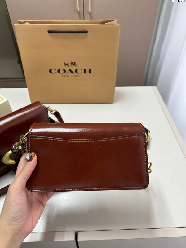 Coach Brown 25x18x10cm shoulder bag — 1:1 Replica