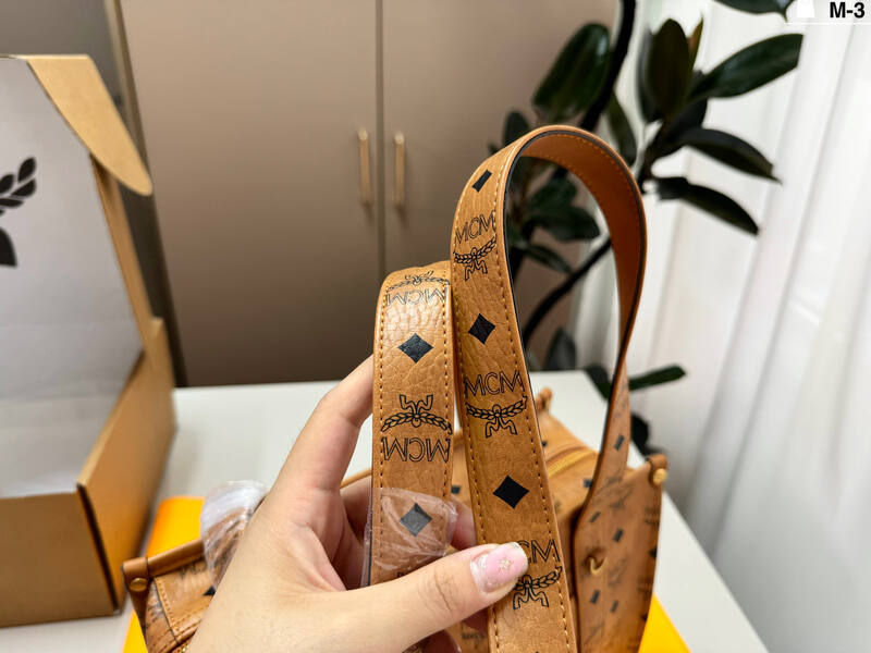 MCM Toni Visetos shoulder bag — Top Quality Replica