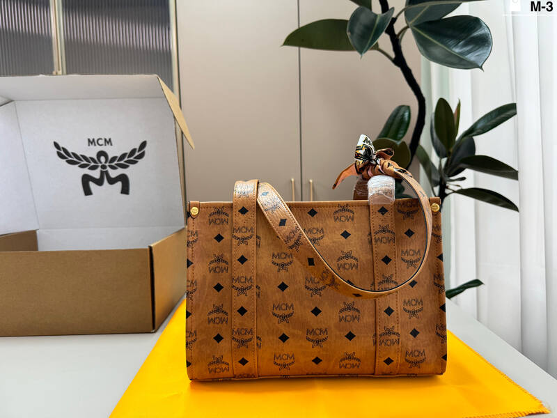 MCM Toni Visetos shoulder bag — Top Quality Replica