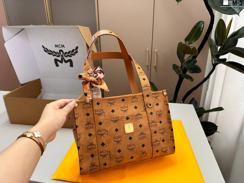 MCM Toni Visetos shoulder bag — Top Quality Replica