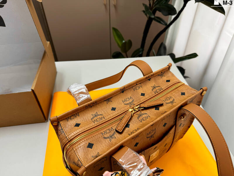 MCM Toni Visetos shoulder bag — Top Quality Replica