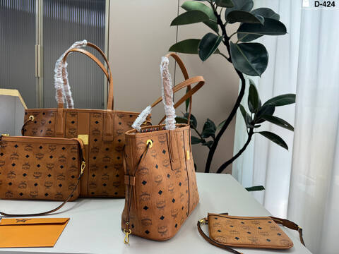 MCM Toni Cognac Visetos 29x24x12cm tote bag 1 1 Replica
