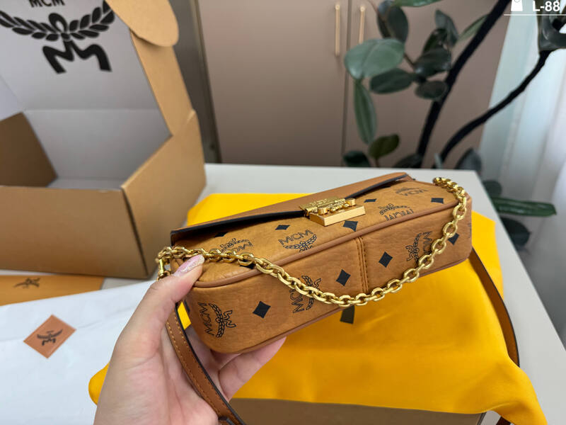 MCM Monogram 25x18x10cm shoulder bag — AAA Quality Replica