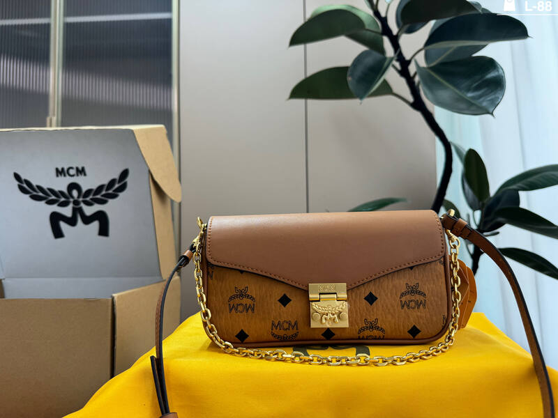 MCM Monogram 25x18x10cm shoulder bag — AAA Quality Replica