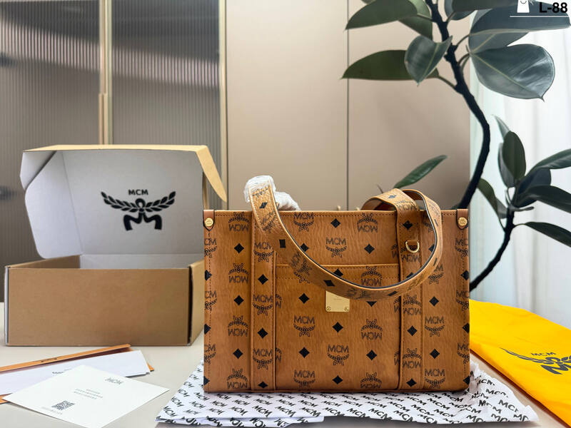 MCM Toni Monogram shoulder bag — Top Quality Replica