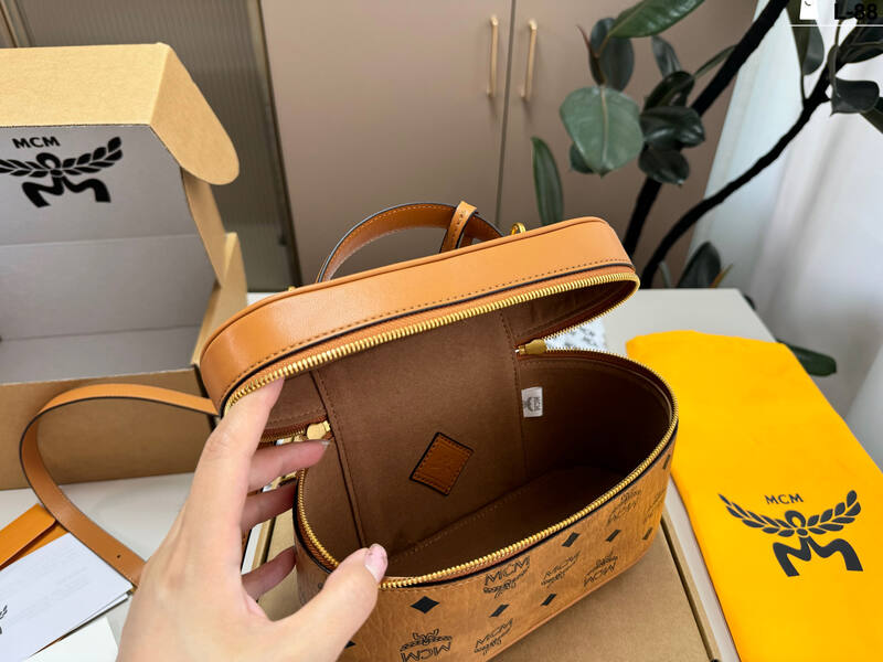 MCM Visetos 25x18x10cm shoulder bag — 1:1 Replica