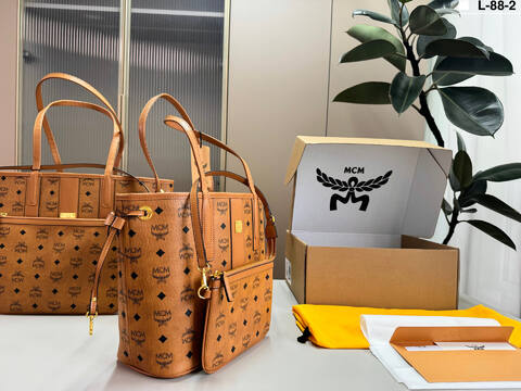 MCM Monogram 25x18x10cm shoulder bag Top Quality Replica