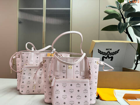 MCM Toni Visetos 19x16cm shoulder bag AAA Quality Replica