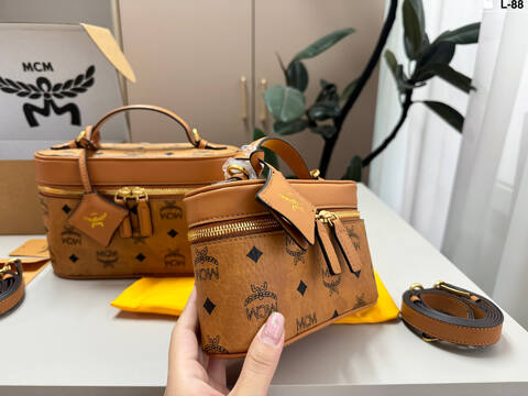MCM Visetos 25x18x10cm shoulder bag Premium Replica