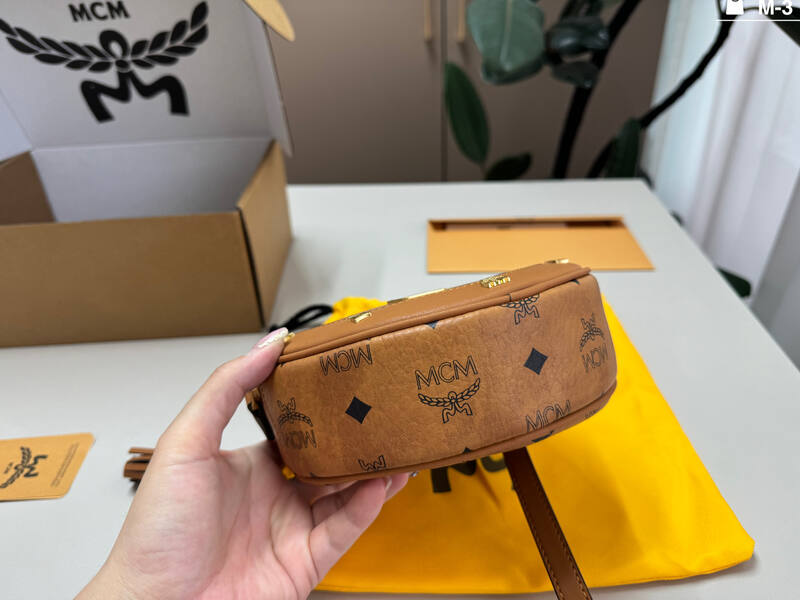 MCM Visetos 25x18x10cm shoulder bag — AAA Quality Replica