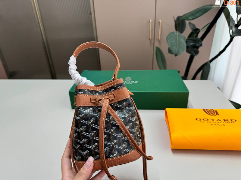 Goyard Brown shoulder bag — 1:1 Replica