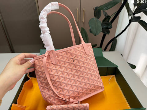 Goyard Pink 18x12cm shoulder bag Premium Replica
