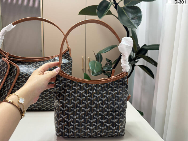 Goyard Brown 25x18x10cm shoulder bag — Premium Replica