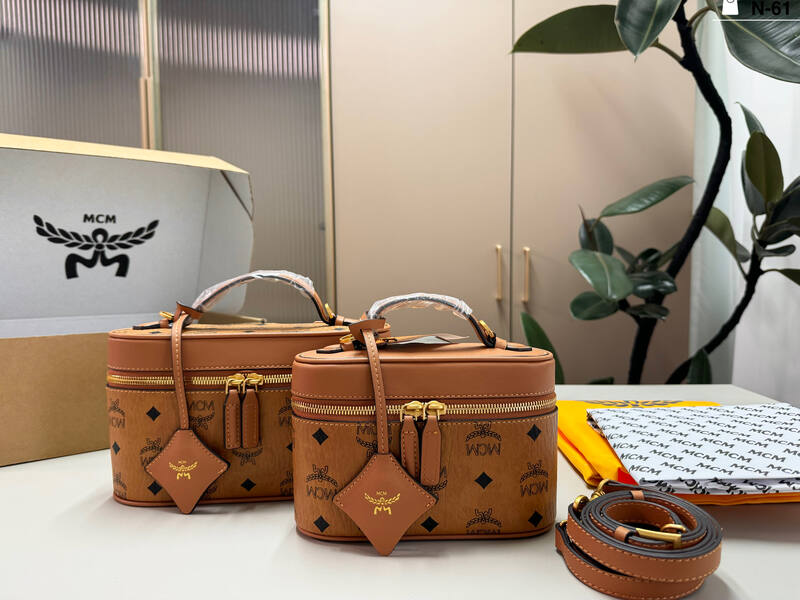 MCM Monogram 25x18x10cm shoulder bag — AAA Quality Replica