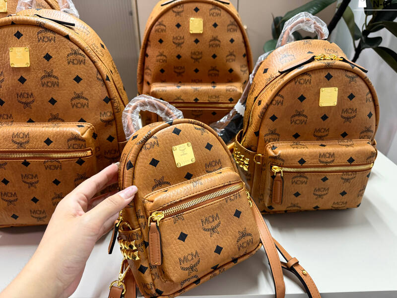 MCM Stark Visetos 30x38x15cm shoulder bag — Top Quality Replica